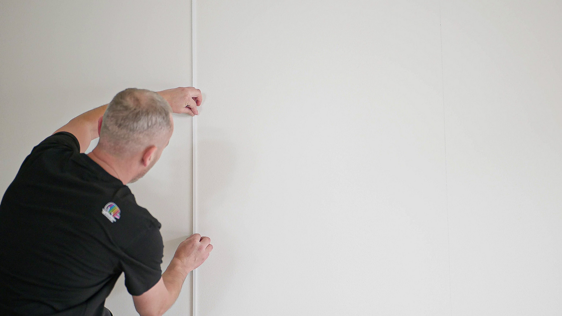 przyklejanie listew beton architektoniczny